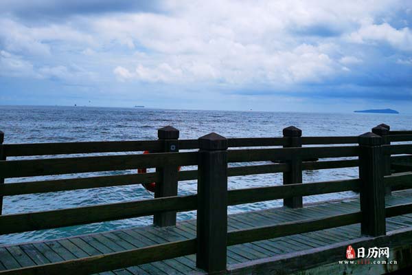 大海蓝天风景