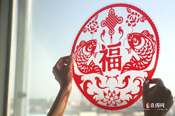 除夕和初一那天是过年