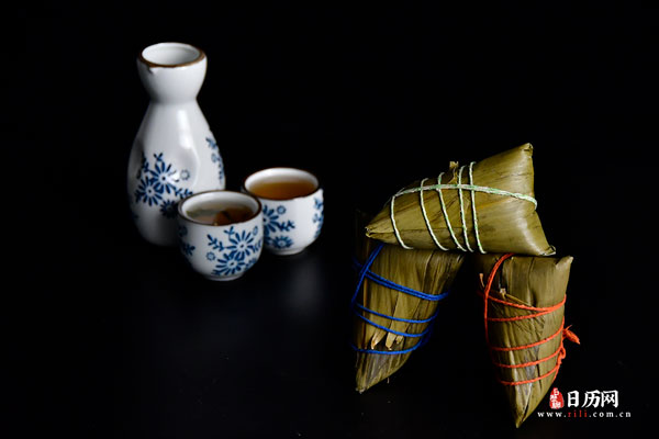 端午节中华传统美食粽子-