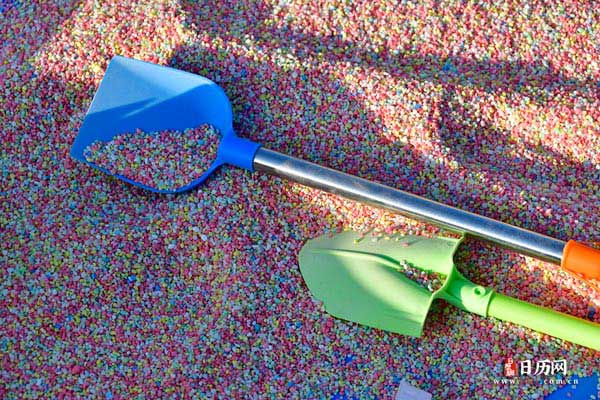 儿童沙滩玩具彩色沙沙子石头宝宝沙池游乐园