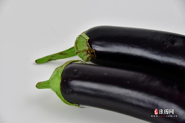 新鲜蔬菜茄子紫皮茄子绿色蔬菜-