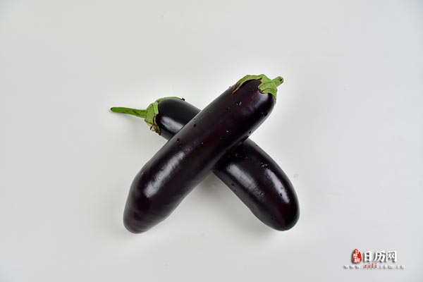新鲜蔬菜茄子紫皮茄子绿色蔬菜-