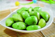 腊八蒜为什么会变绿