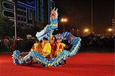 温州元宵节习俗:舞龙灯猜灯谜