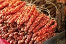 大雪节气习俗腌腊肉的制作过程