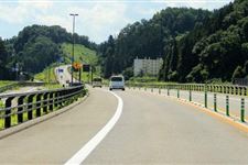 劳动节高速免费时间:5月1日0:00-5月4日24:00(以车辆驶离高速公路收费口为准)
