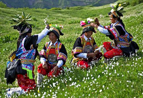 景颇族都有哪些传统节日 景颇族都有哪些传统节日